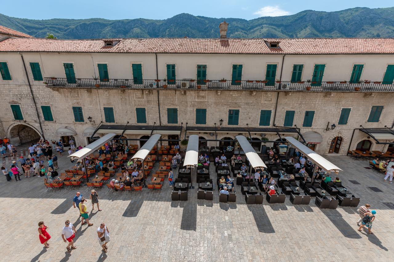 Old Town Clock Tower Apartment Kotor Exterior photo
