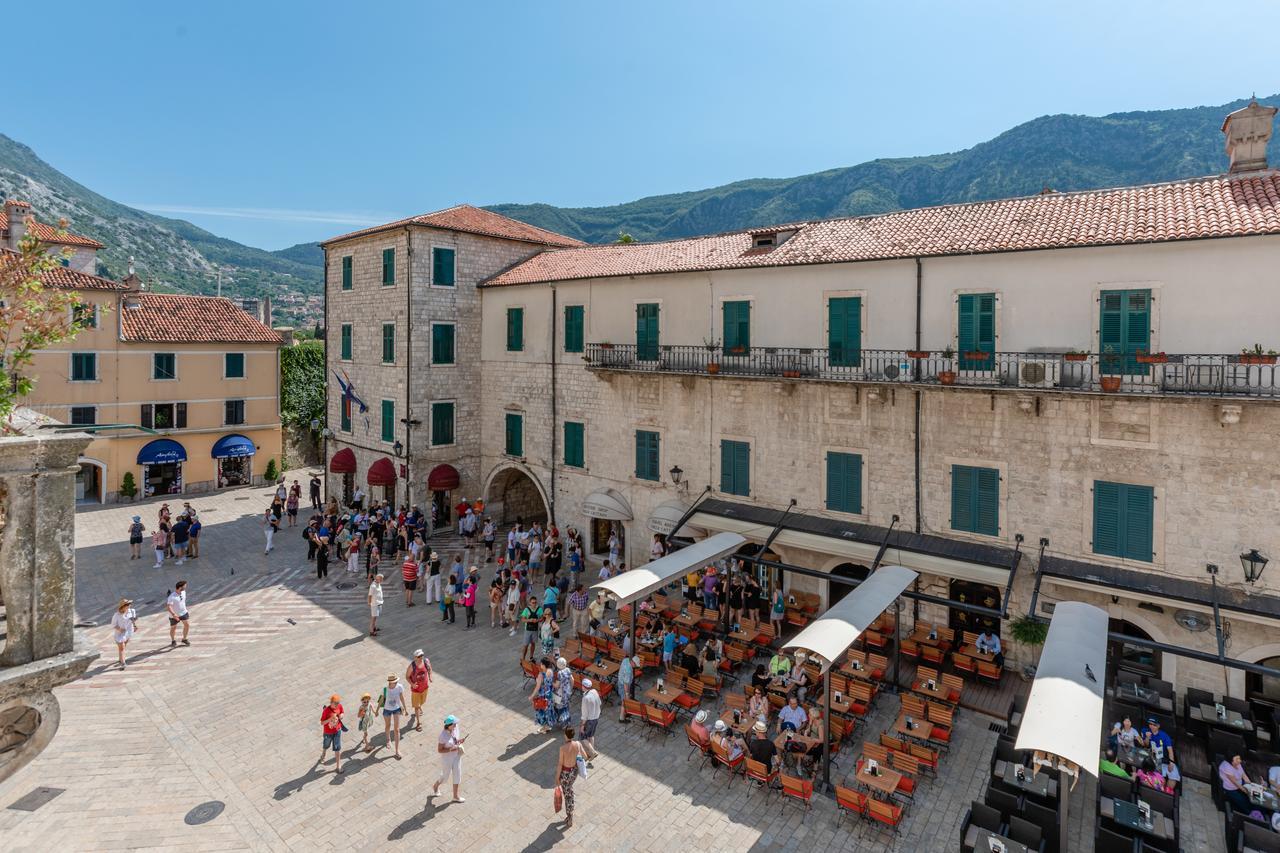 Old Town Clock Tower Apartment Kotor Exterior photo